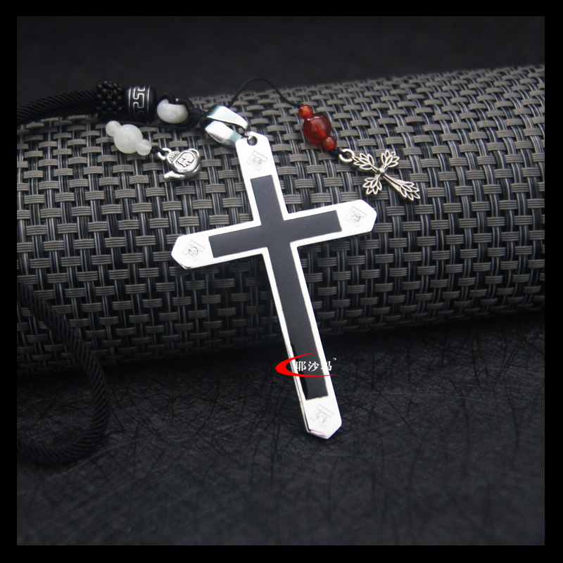 耶沙玛精品新款钛钢十字架汽车挂件 简约大气高档车载挂饰 包邮