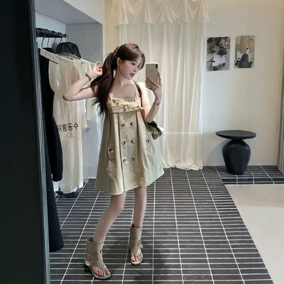 Y.JIA伊嘉夏季法式复古双排扣工装风衣感吊带连衣裙7912(配腰带)