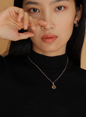 欧美个性独特高级感虎眼石豆子吊坠项链女秋冬2023年新款锁骨链女