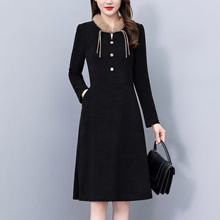 灯芯绒黑色淑女洋气大码女装胖mm胖妹妹长袖连衣裙秋冬季新款显瘦