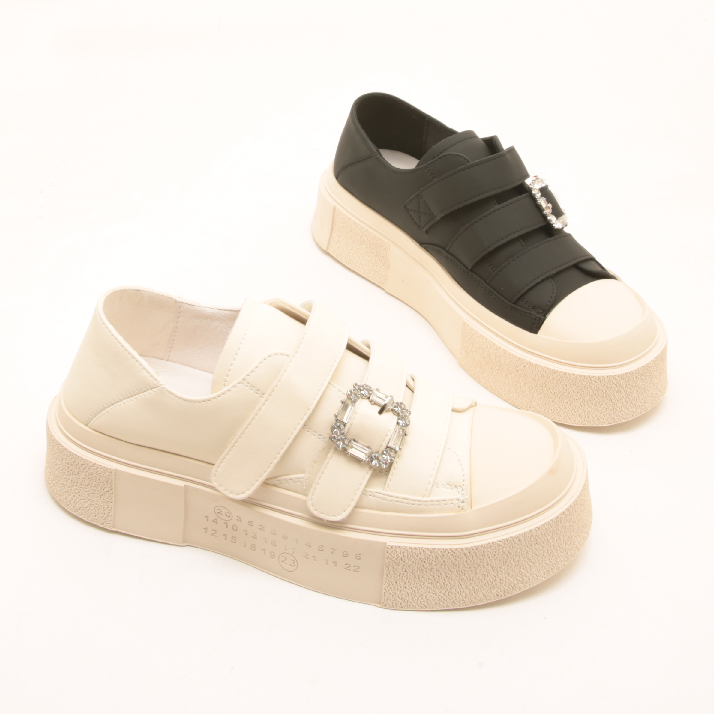 7224早秋新款欧货帆布风休闲女鞋方扣水钻厚底懒人单鞋魔术贴板鞋