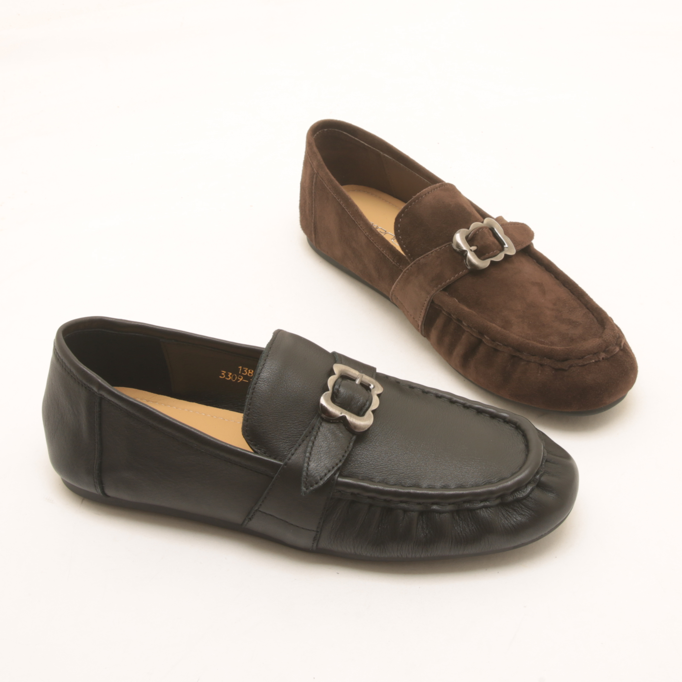 7470秋季新款欧货英伦风真皮乐福单鞋女皮带扣平底一脚蹬小皮鞋