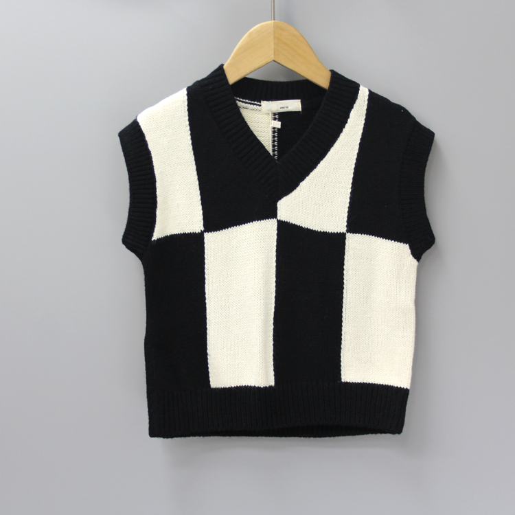 Y-七M家100春秋 品牌童装折扣/小童毛衣中厚背心马甲20181黑