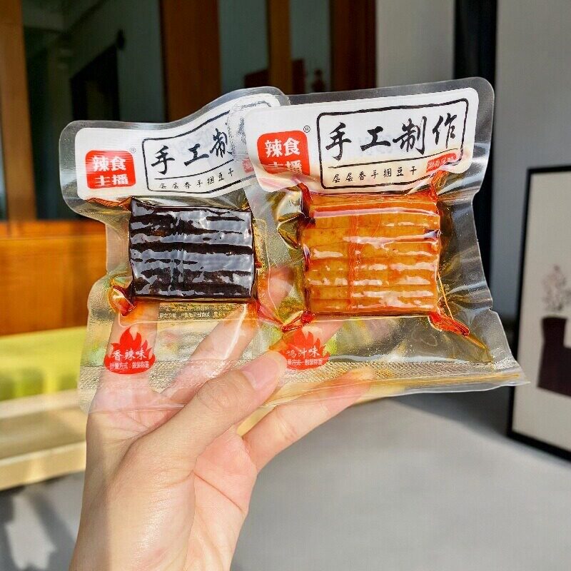 辣食主播层层香线捆豆干平江酱干香辣味鸡汁追剧办公出游零食网红