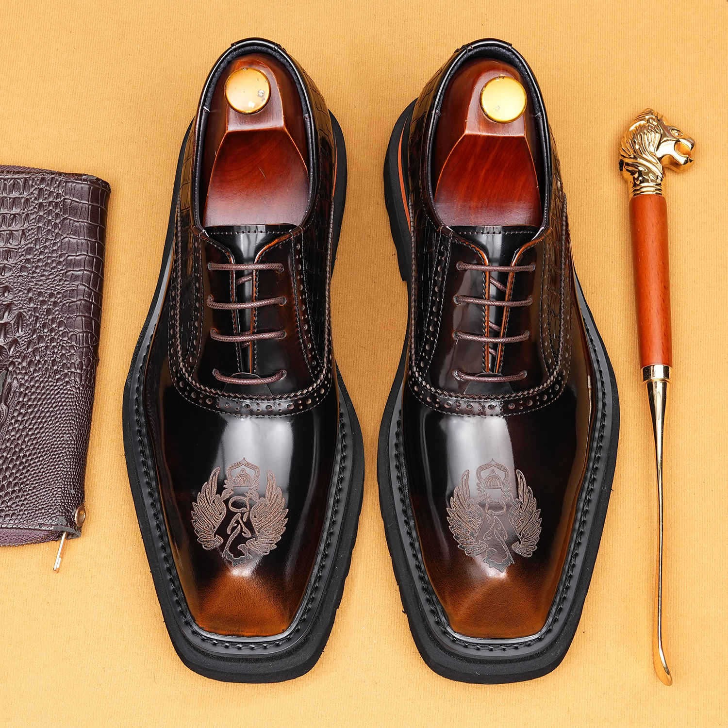 2025新款商务正装皮鞋男雕花真皮