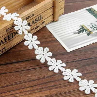 窗帘手工辅料牛奶丝蕾丝水溶绣花小花钉珠拼接花边抱鞋帽婚纱礼服