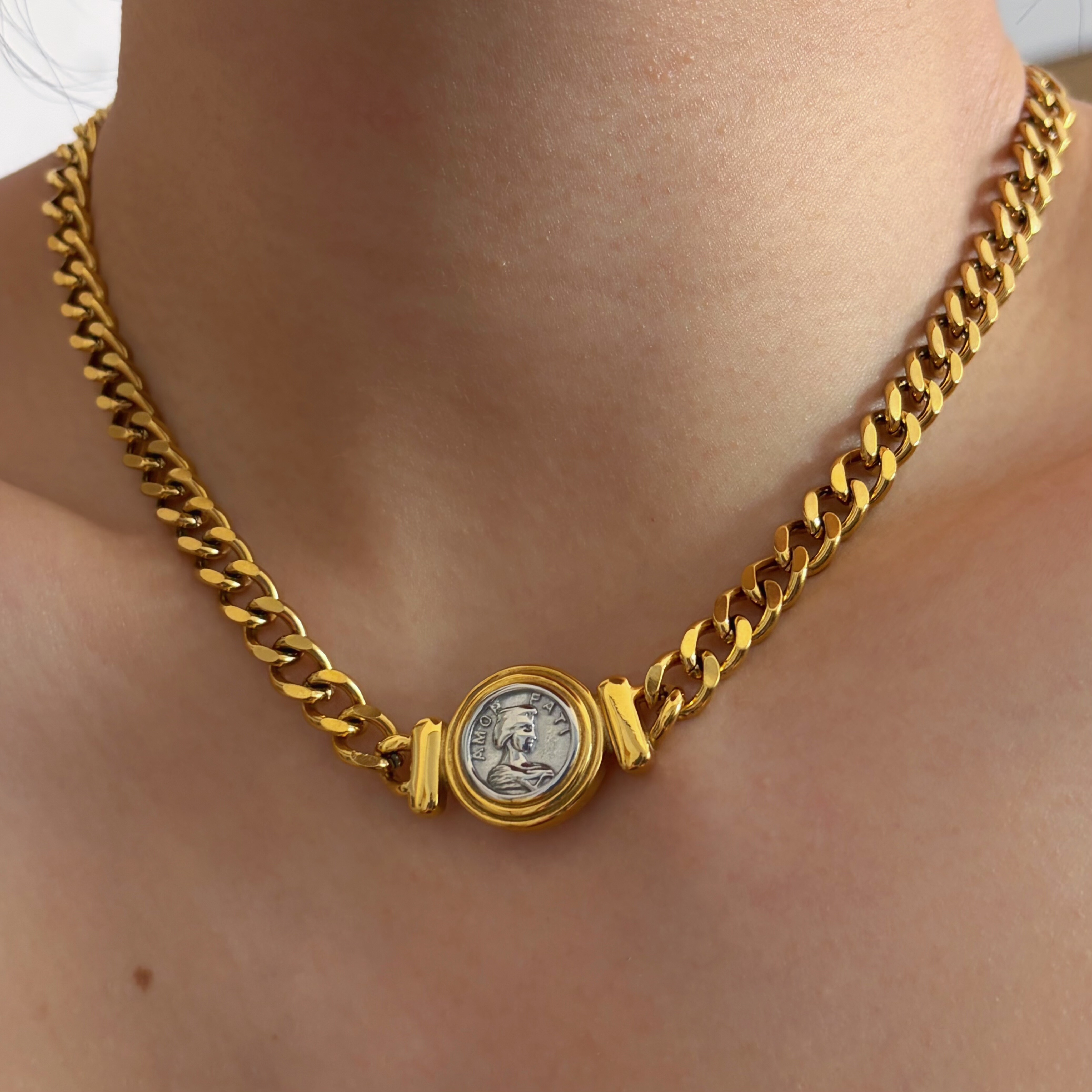 734钛钢夸张金银拼色锁骨链圆盘罗马钱币古巴项链