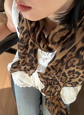 734辣妹复古Y2K风方圆同款设计性感豹纹印花包头围巾丝巾披肩