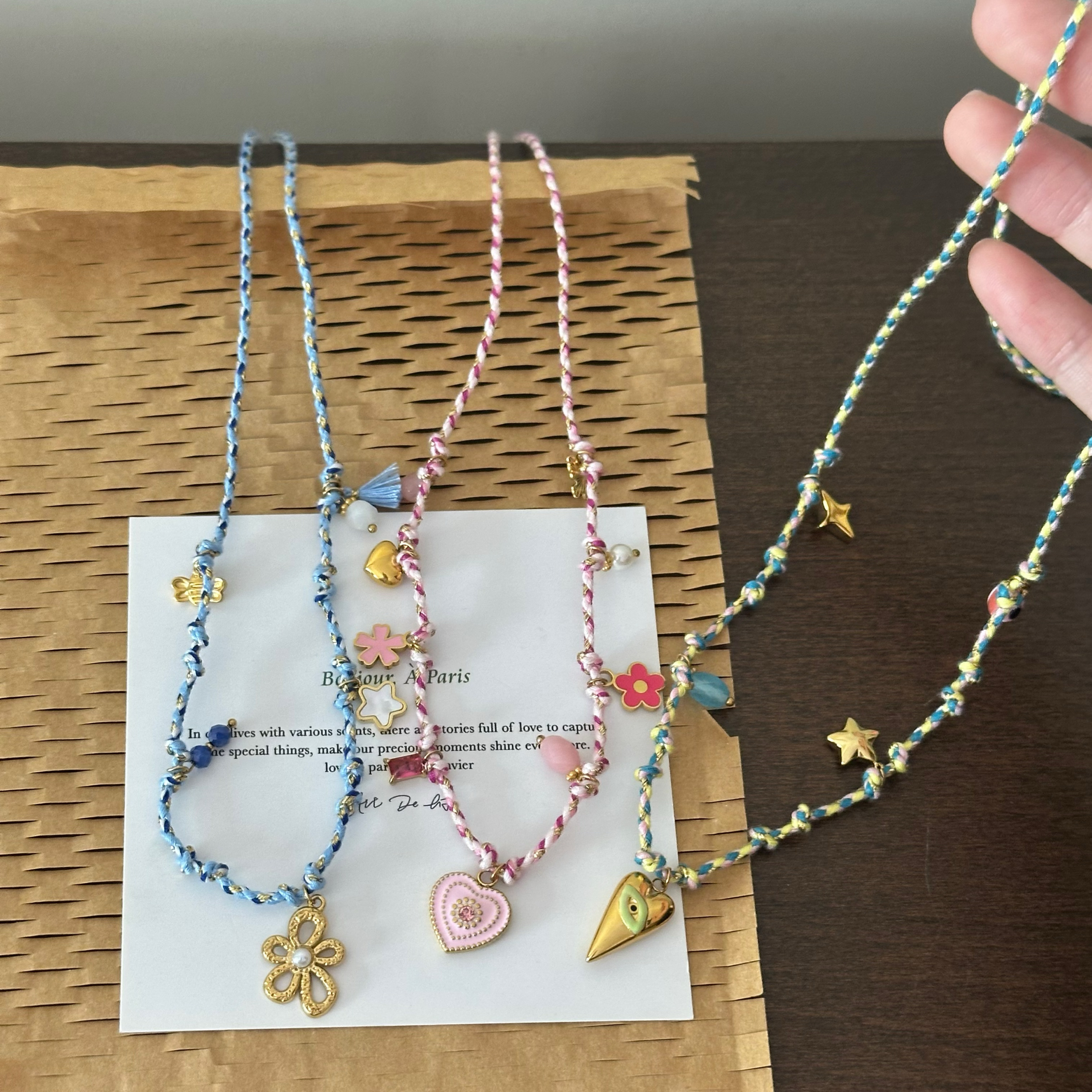 734原创设计彩色编绳沙滩度假小花项链串珠天然石复古抽拉毛衣链