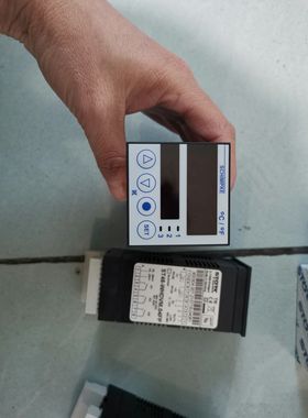 SJ12-M18MB76-DPÖ-V2光电传感器pulsotronic