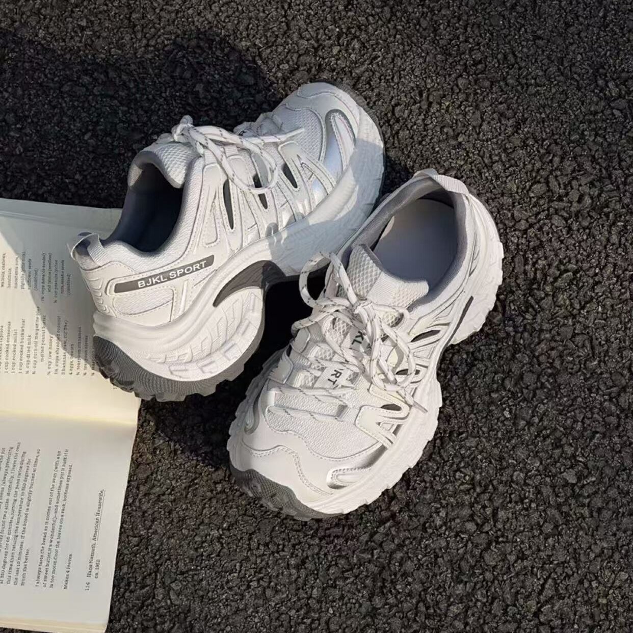 30机能风头层牛皮绑带老爹鞋女2026年春季新款厚底增高休闲运动鞋