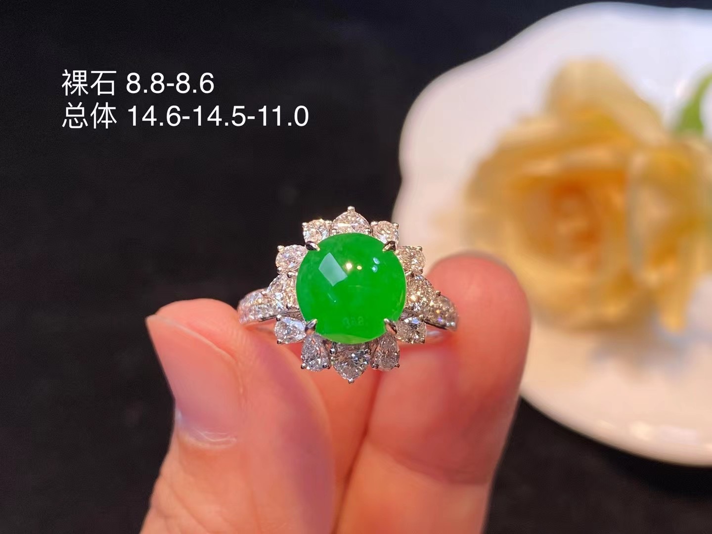 翡翠戒指老坑玻璃种正阳绿时尚