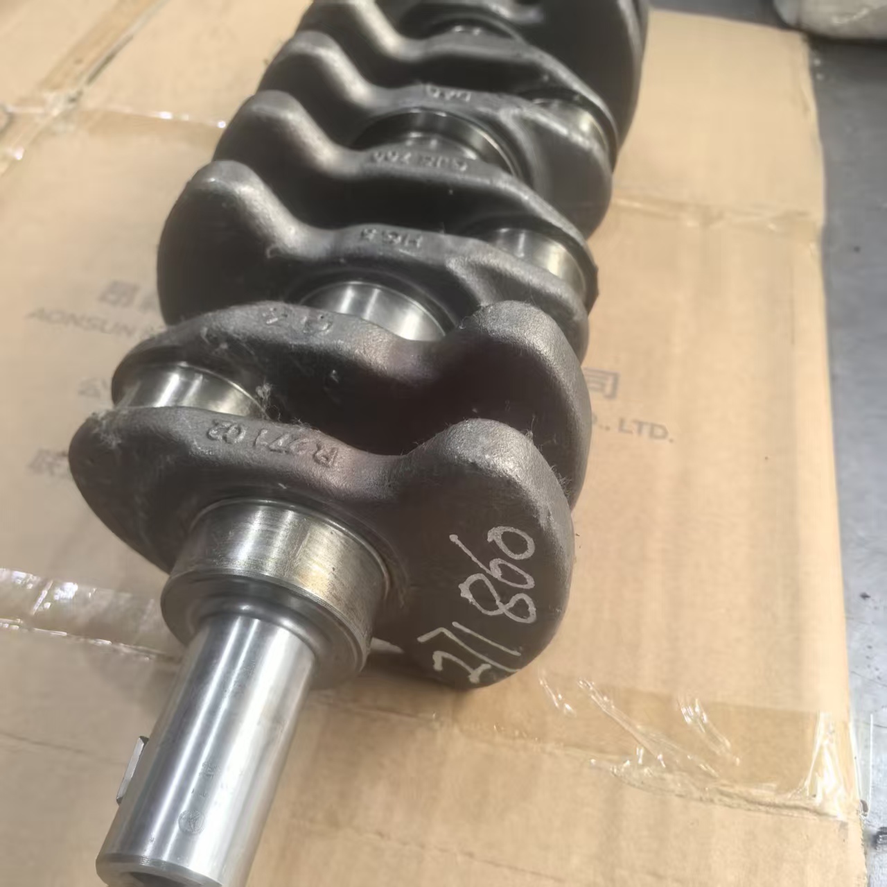 奔驰271 860 C180 B200 GLA200 A18  E200  E260 曲轴 连杆