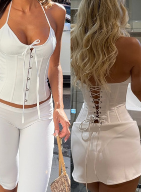 白枚记忆 博主系带龙骨对扣后背气眼绝美挂脖缎面塑形性格小上衣