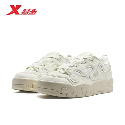 特步女鞋运动板鞋牛奶鞋2026春季新款厚底休闲小白鞋974118310023