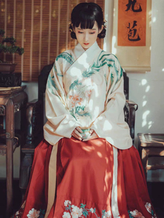 出租汉服【钟灵记】凤来仪明制交领短袄红色马面裙伴娘服