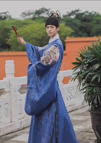 【出租】砚滨纱兔龙望月四补红色圆领袍男明制汉服婚服新郎伴郎