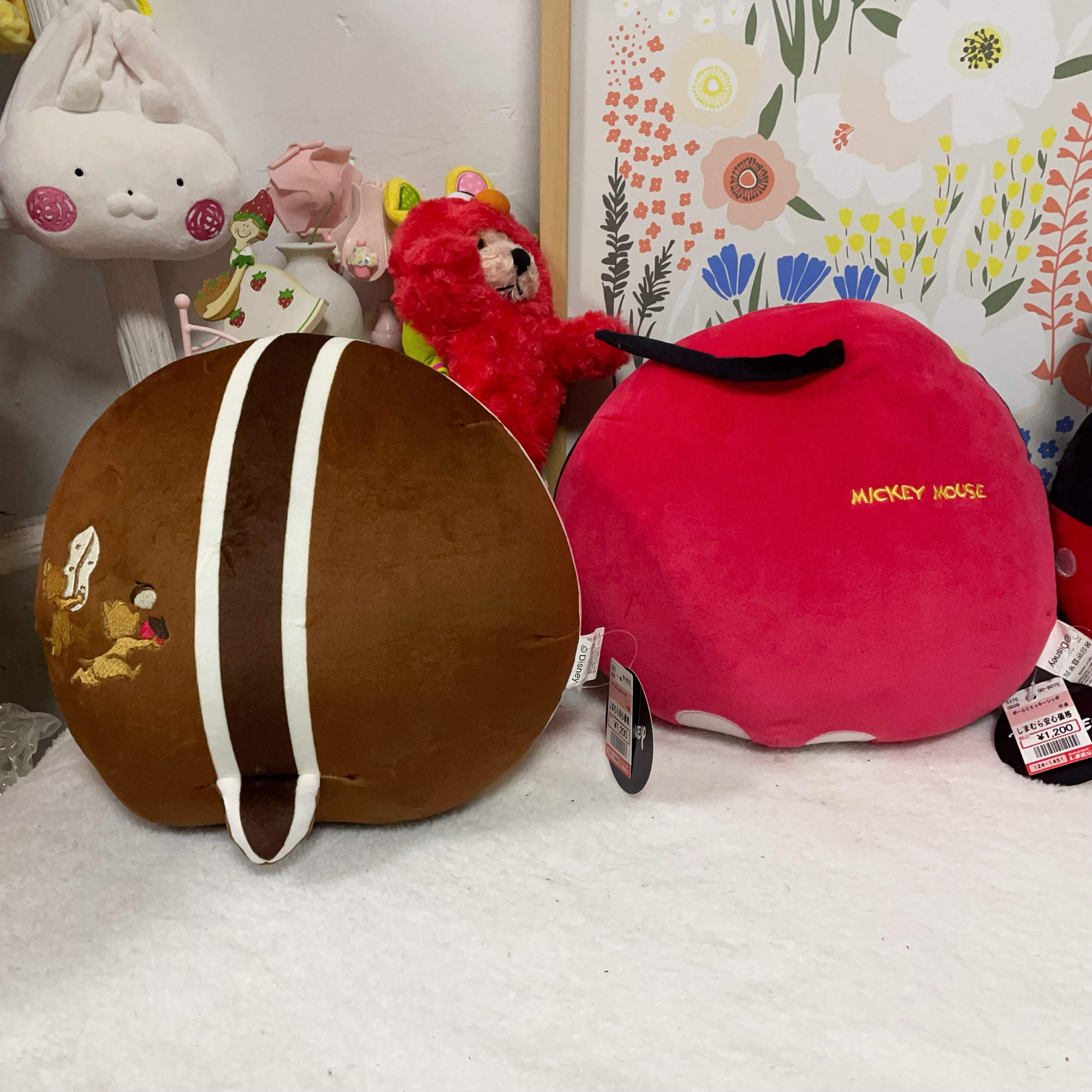 日单可爱卡通迪士尼毛绒米奇花栗鼠屁股圆形抱枕汽车软绵绵靠垫