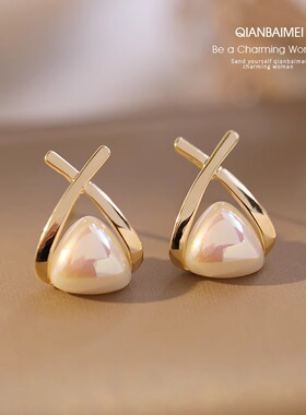 精致珍珠耳环女复古法式小众S925纯银针气质感小巧耳钉简约耳饰潮