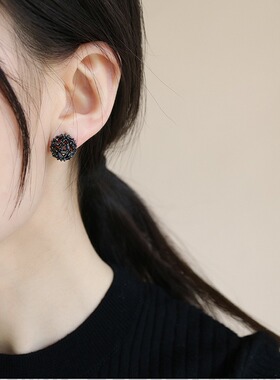 高级感黑钻复古圆耳钉925银针黑色锆石半球简约耳环通勤气质耳饰