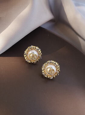 925银针高级感小香风珍珠耳钉港风耳环复古港味冷淡风优雅耳饰