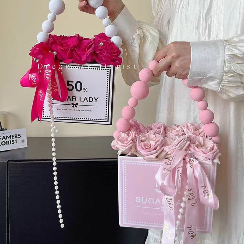 玫瑰花束高级感手提仿真香皂花礼盒送朋友闺蜜情人节生日礼物女生