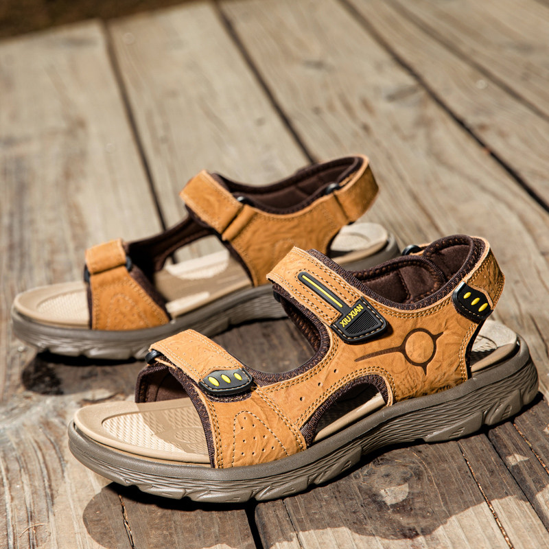HIGH-END MENS SANDALS 2024 NEW SUMMER LEATHER NON-SLIP LIGHTWEIGHT SANDALS FOR EXTERNAL WEAR KOREAN VERSION OF TRENDY CASUAL BEACH SHOES