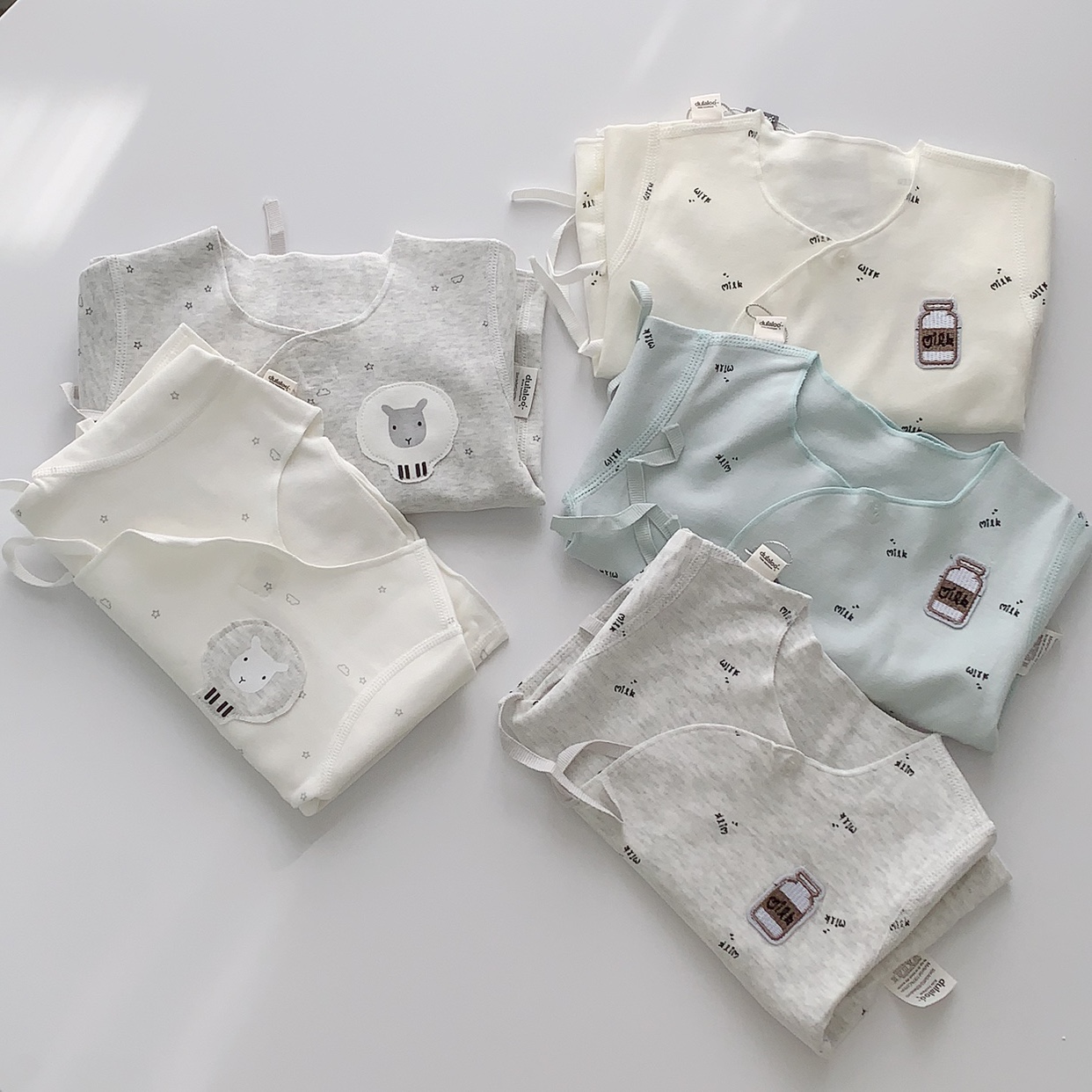 全背上衣新生婴儿秋衣0-3个月春秋季打底贴身纯棉内衣舒绒无骨A类