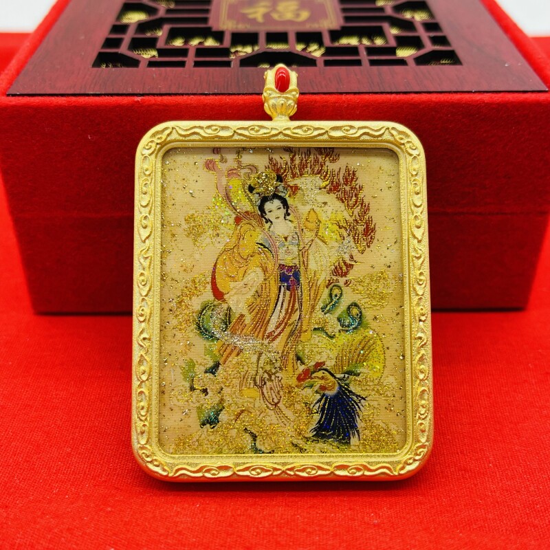 正品洒金手绘九天玄女唐卡道牌护身符吊坠金色噶乌盒