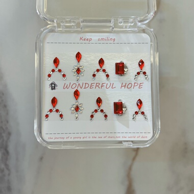 华子钻美甲钻材料包红色新年氛围感显白超闪美甲钻材料包