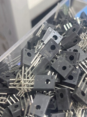 大功率三极管 C5027S 小体积 BD-126