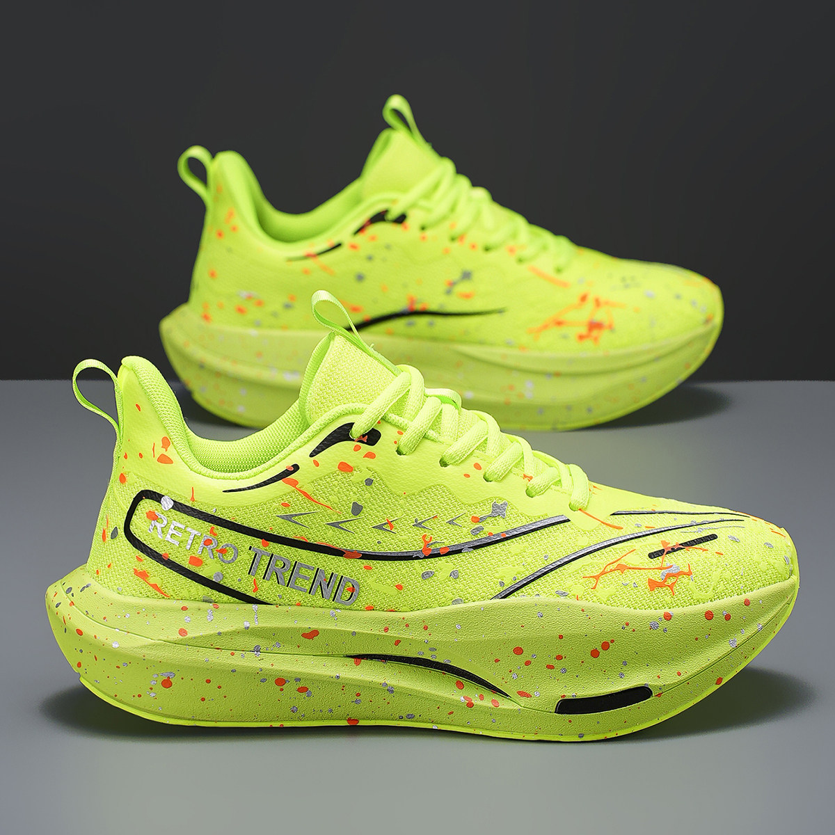 新款大码高品质运动鞋轻便透气飞织跑步鞋男款防滑耐磨运动休闲鞋