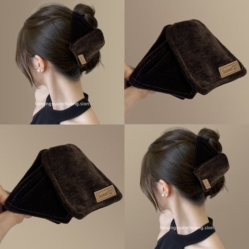 复古丝绒三角抓夹女高级感