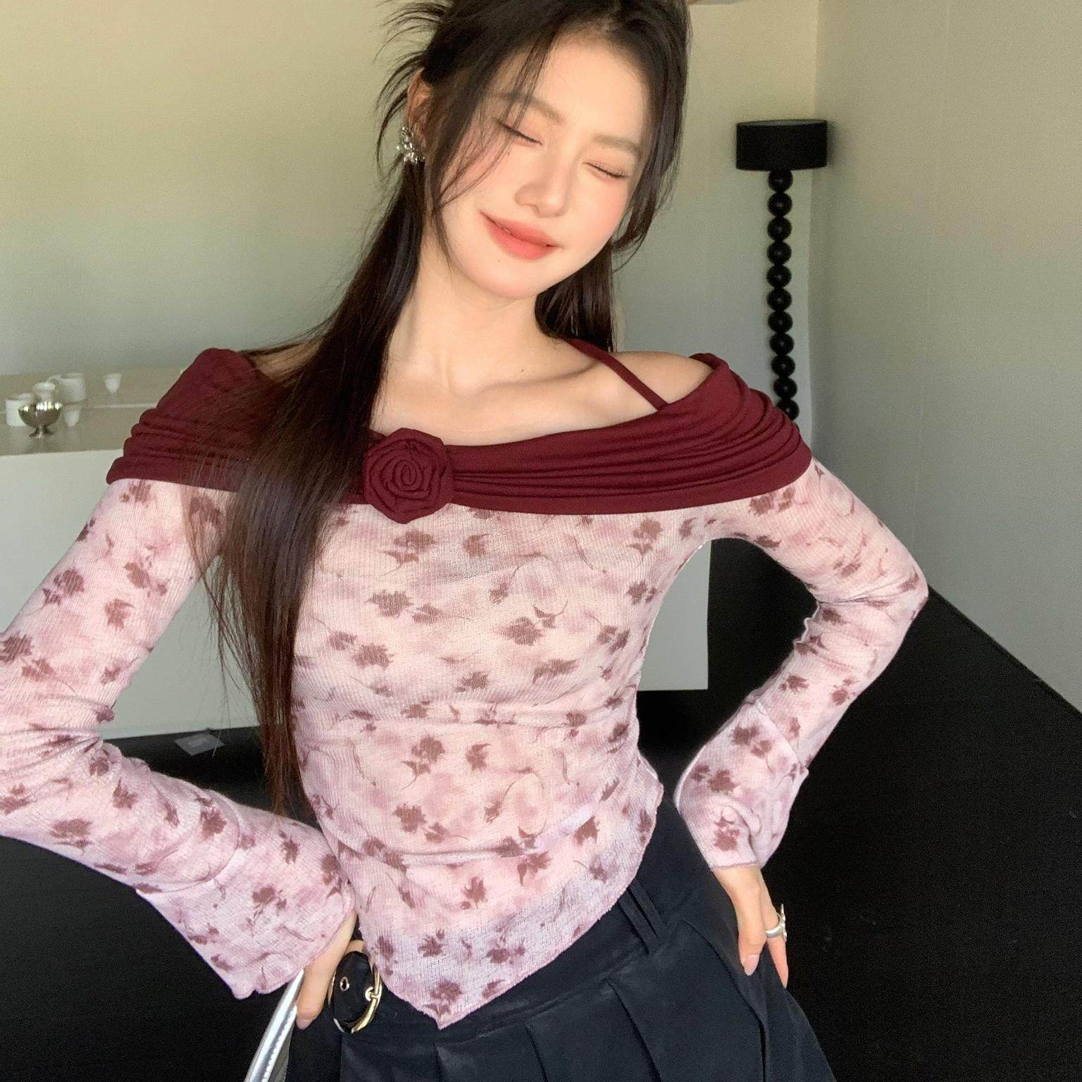 温柔甜美印花不规则长袖T恤女秋季新款纯欲风挂脖一字肩褶皱上衣