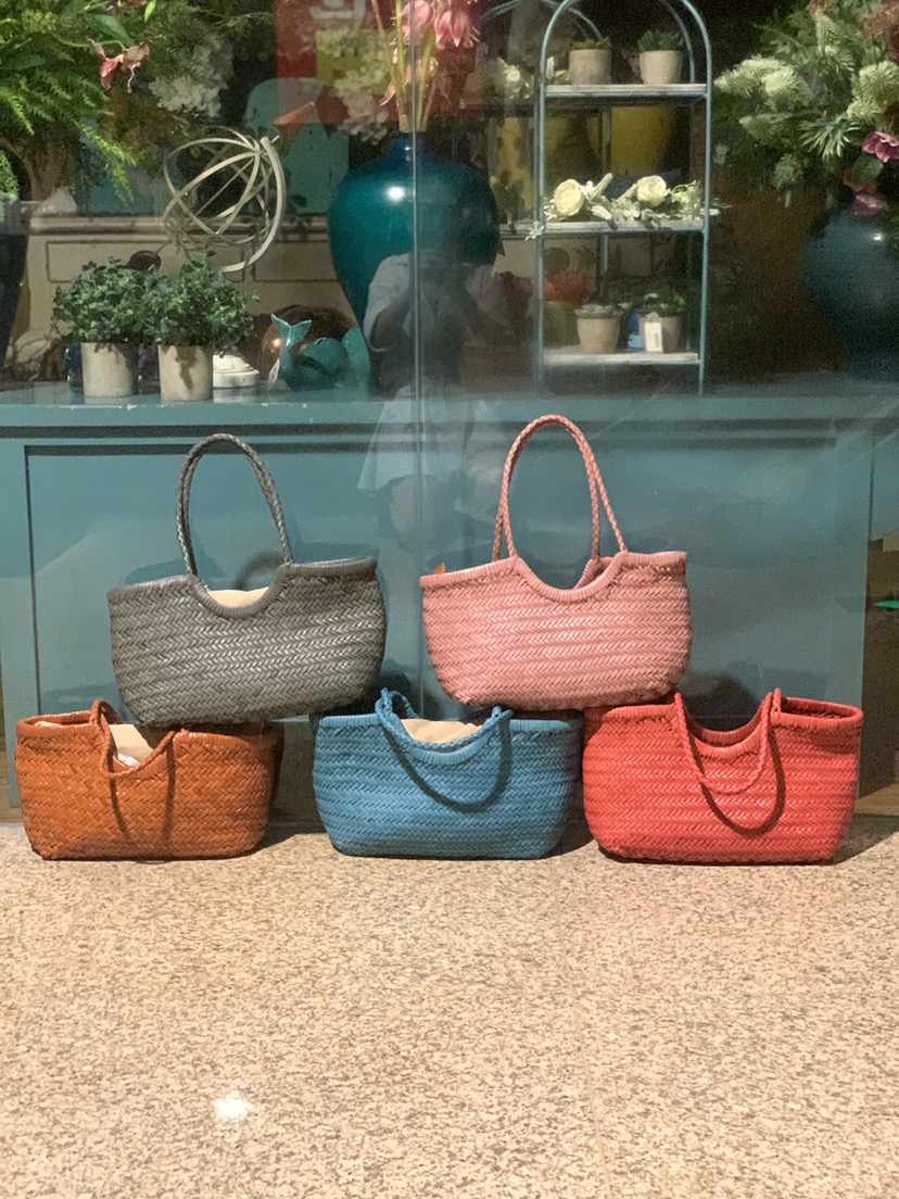 25年经典简约头层牛皮编织包大气手工编织手提包凹形单肩腋下包新