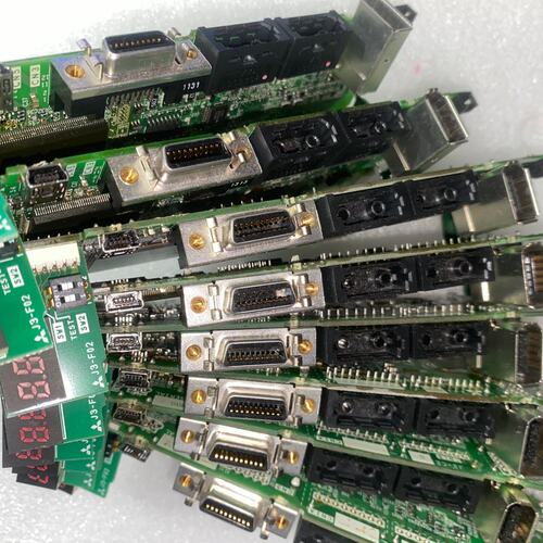 议价三菱数控M70 M80驱动器主板侧板 MDS-D-三菱驱动主可维修