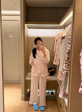 nini自制马甲三层绗棉芭蕾风娃娃领夹棉马甲可外穿卡通印花背心女