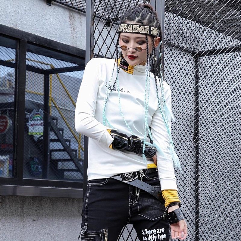 长袖个性街头薄款字母棉女款T恤