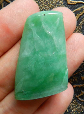 天然A货翡翠老坑冰种满绿色竹节吊坠挂件（特价）