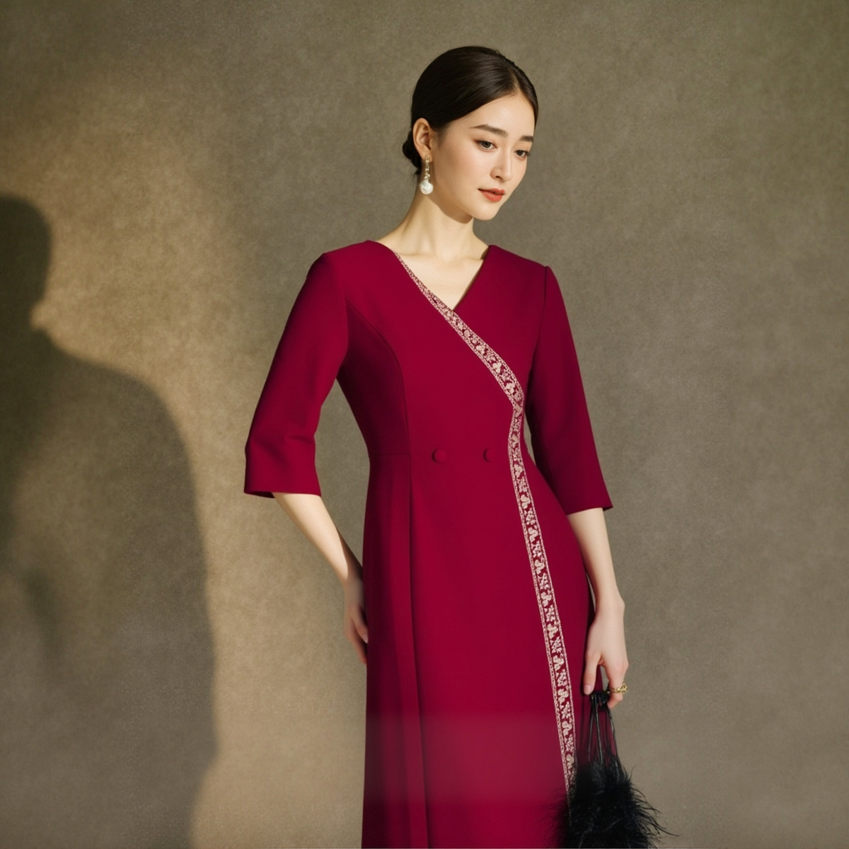 红色礼服高端轻奢高级刺绣连衣裙