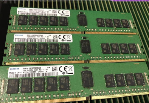 M393A2K43BB1-CRC 三星16G 2RX8 PC4-2400T ECC REG 服务器内存条
