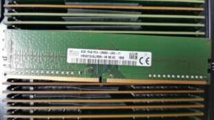 SK海力士 DDR4 8G 1RX8 PC4-2666V-U台式机内存 HMA81GU6JJR8N-VK