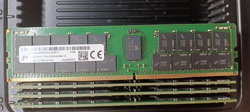 镁光MTA36ASF8G72PZ-3G2E1 64G 2RX4 PC4-3200AA REG ECC 内存条