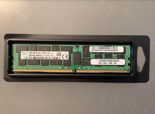SK海力士64G 4DRX4 PC4-2133P-L DDR4服务器内存HMAA8GL7MMR4N-TF