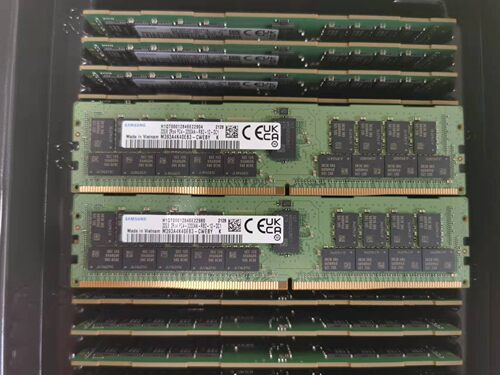 三星 M393A4K40EB3-CWE 服务器内存条 32G 2RX4 PC4-3200AA-RDIMM
