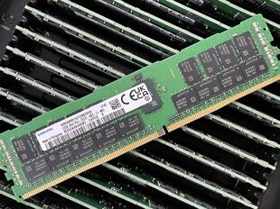 M393A4K40DB2-CVF 三星 32G 2RX4 PC4-2933Y DDR4 ECC REG RDIMM