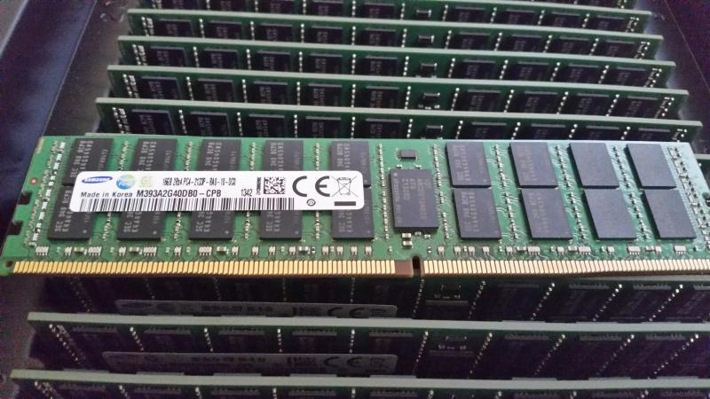 三星 M393A2G40DB0-CPB0Q 16G 2RX4 PC3-2133P DDR4 服务器内存