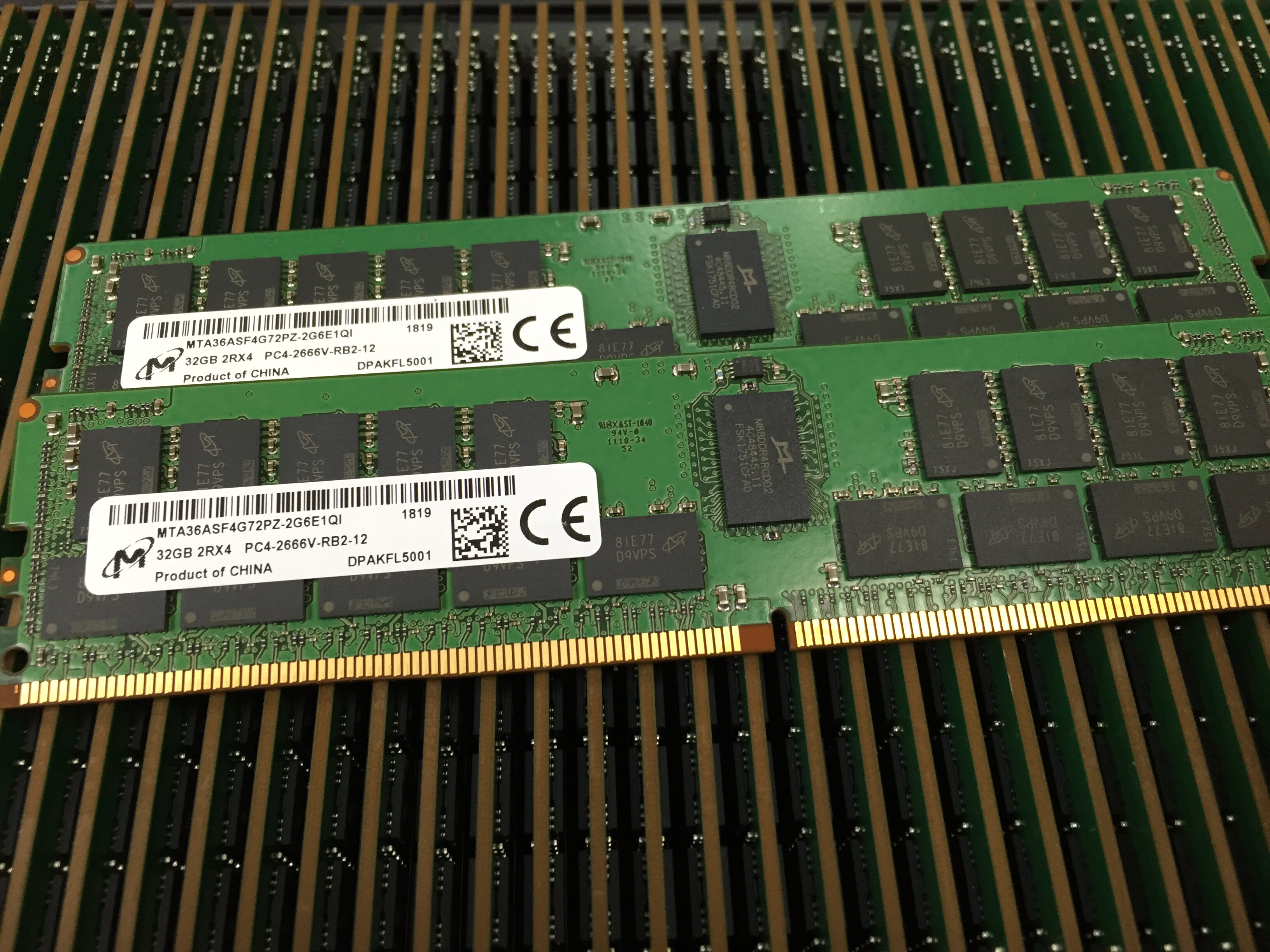 联想 4ZC7A15109 02JG664 32G DDR4 2666 ECC RDIMM 服务器内存条