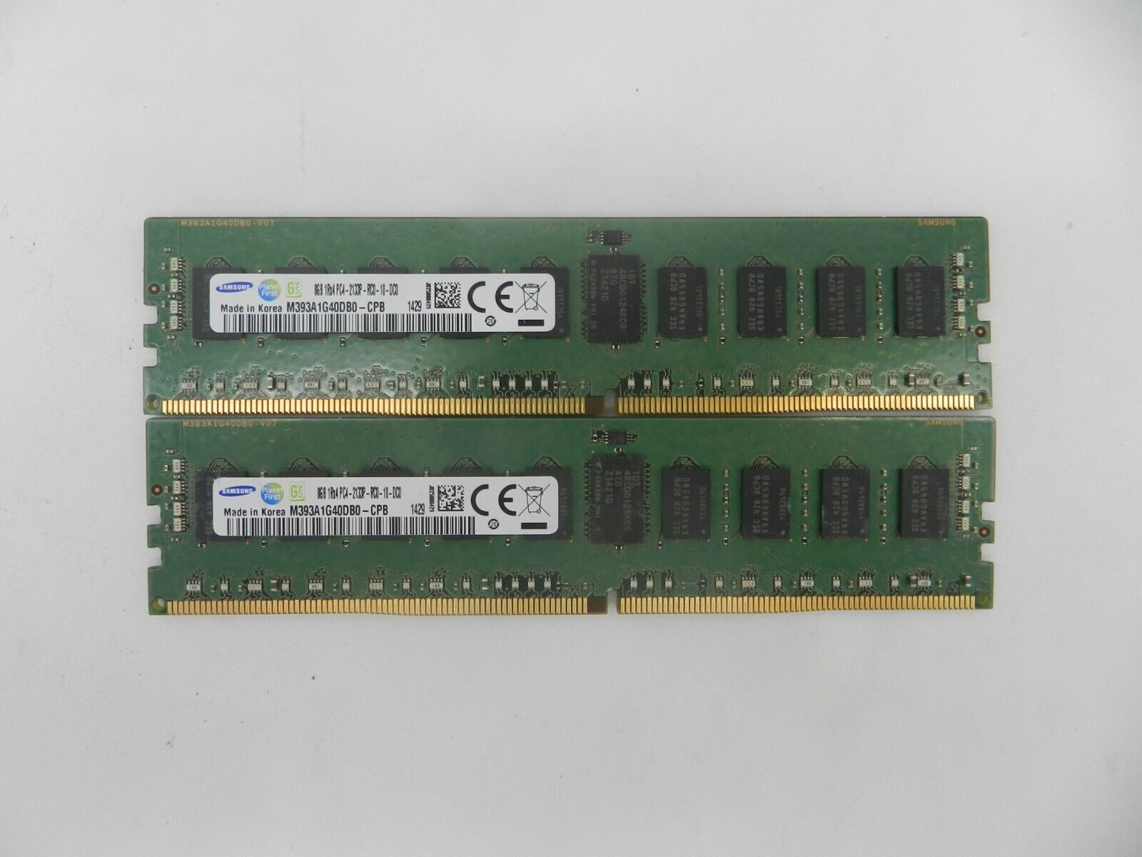 M393A1G40DB0-CPB 原装 三星 8GB DDR4 2133 ECC REG 服务器内存
