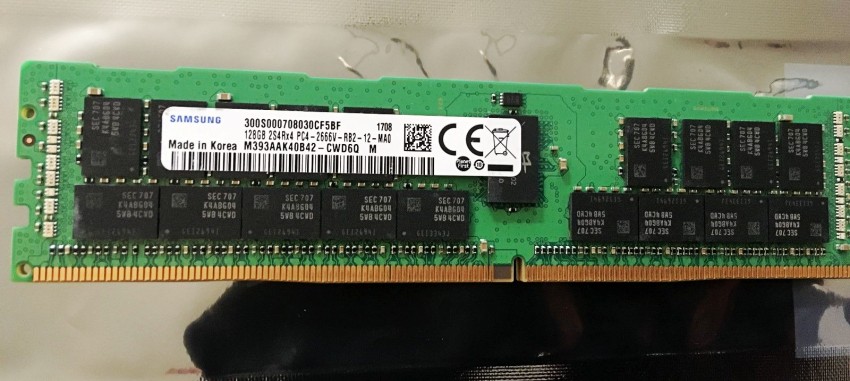 原装三星 M386A8K40DM2-CVF 64G 4DRX4 PC4-2933Y ECC 服务器内存